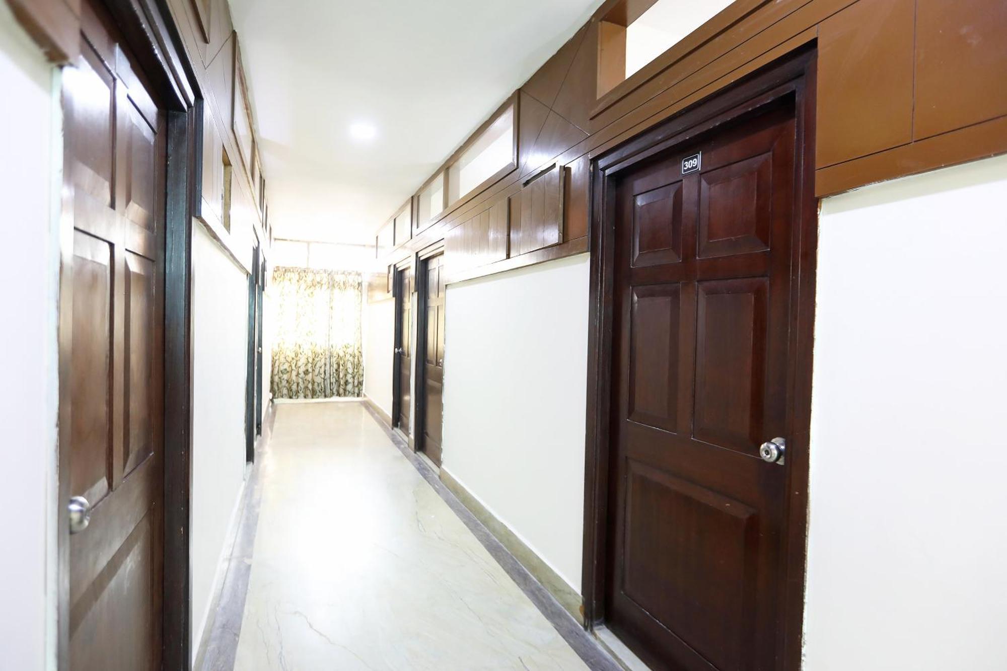Hotel O Ashoka Inn Hotel Near Botanical Garden ノイダ エクステリア 写真