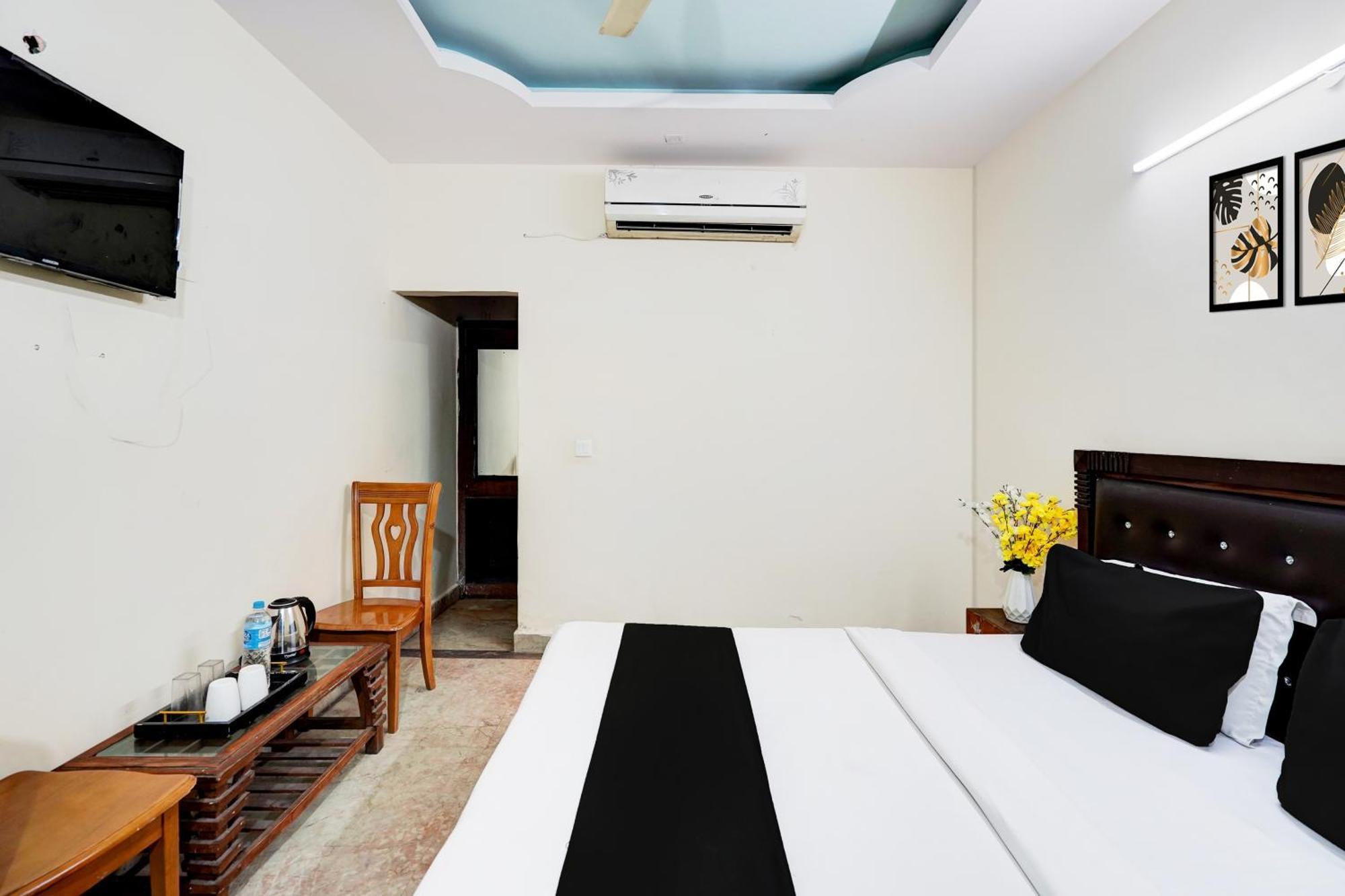 Hotel O Ashoka Inn Hotel Near Botanical Garden ノイダ エクステリア 写真