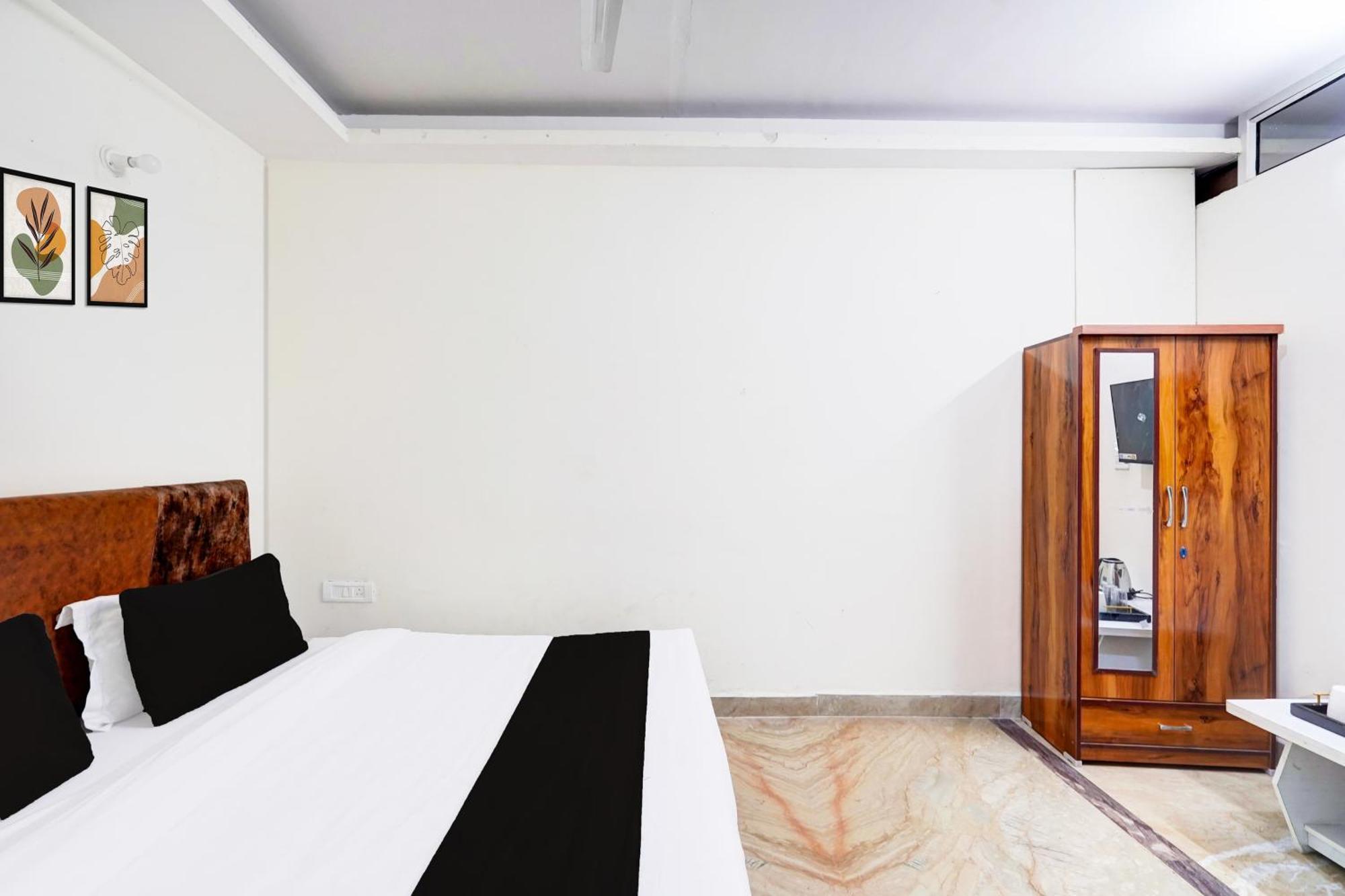 Hotel O Ashoka Inn Hotel Near Botanical Garden ノイダ エクステリア 写真