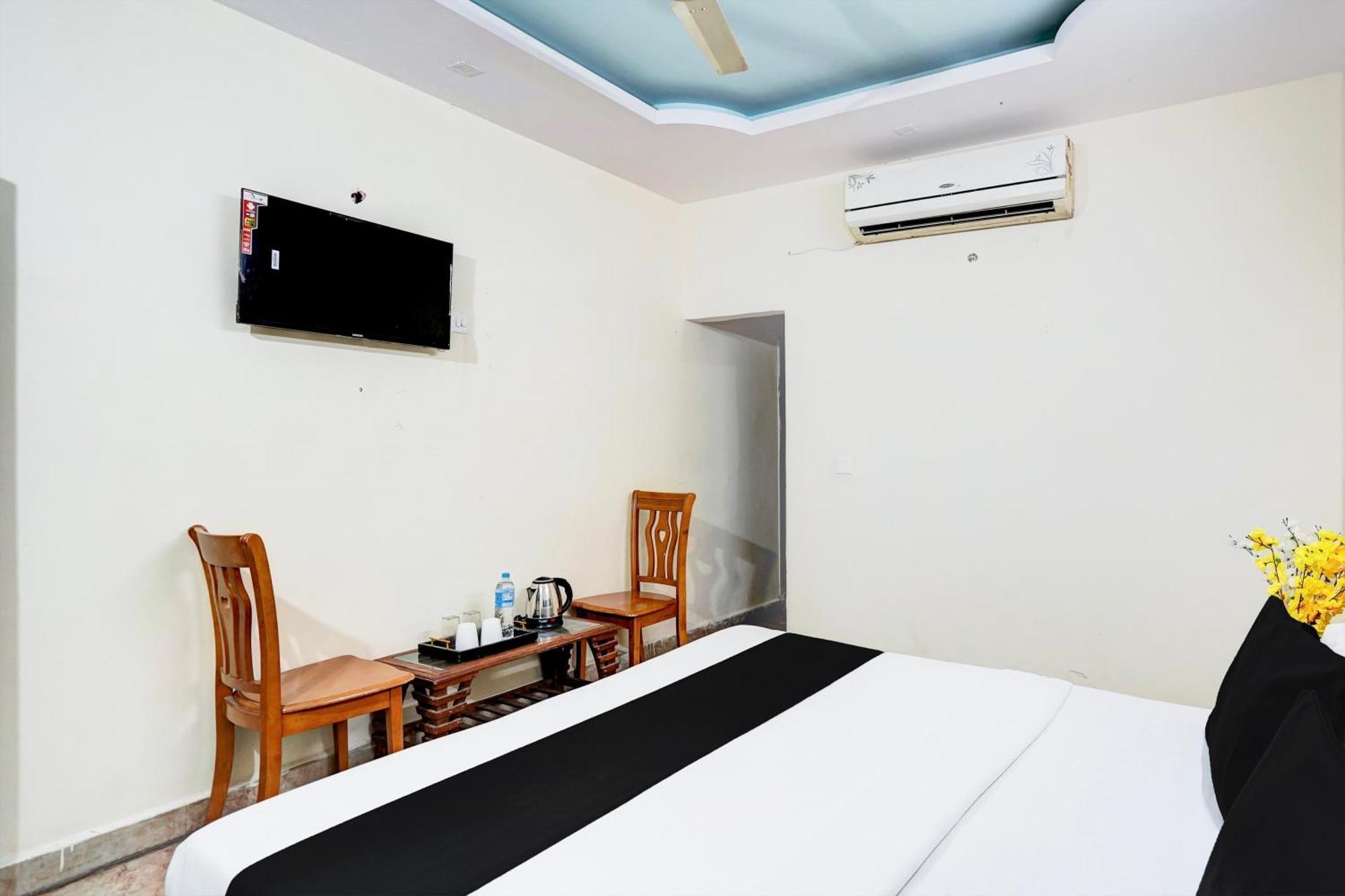 Hotel O Ashoka Inn Hotel Near Botanical Garden ノイダ エクステリア 写真
