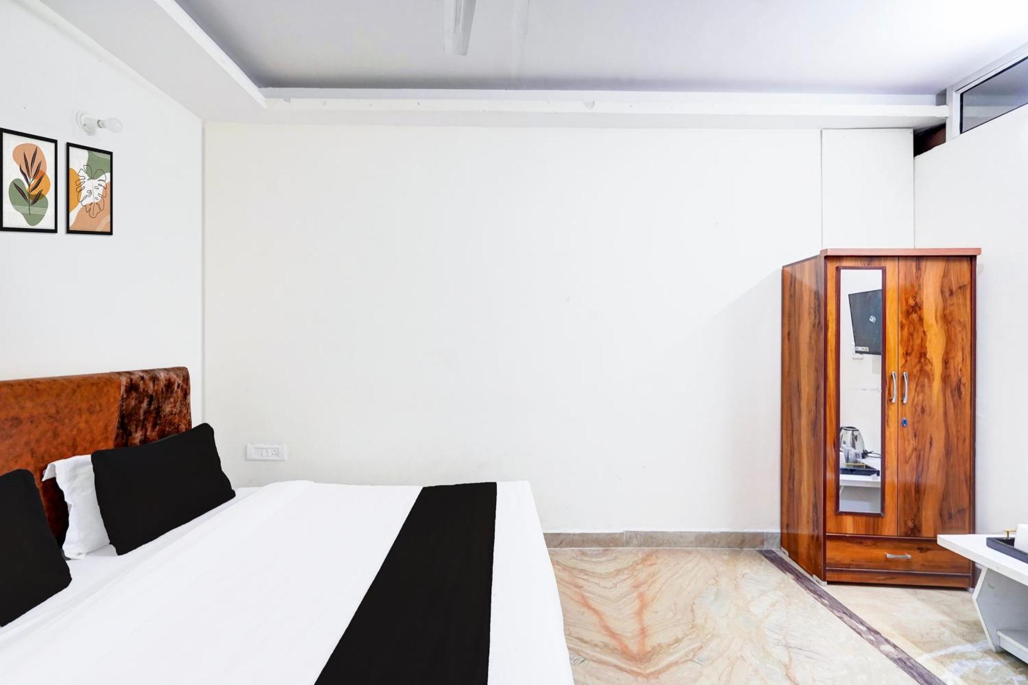 Hotel O Ashoka Inn Hotel Near Botanical Garden ノイダ エクステリア 写真