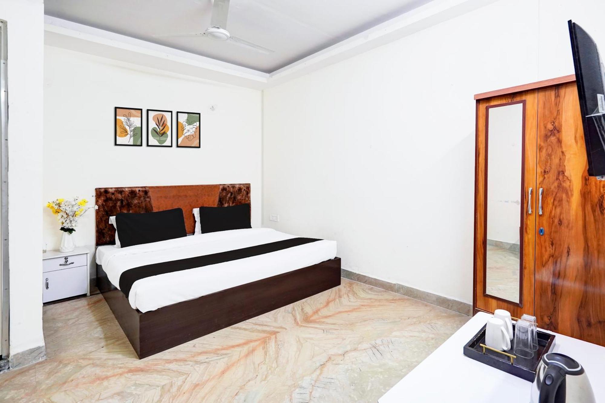 Hotel O Ashoka Inn Hotel Near Botanical Garden ノイダ エクステリア 写真